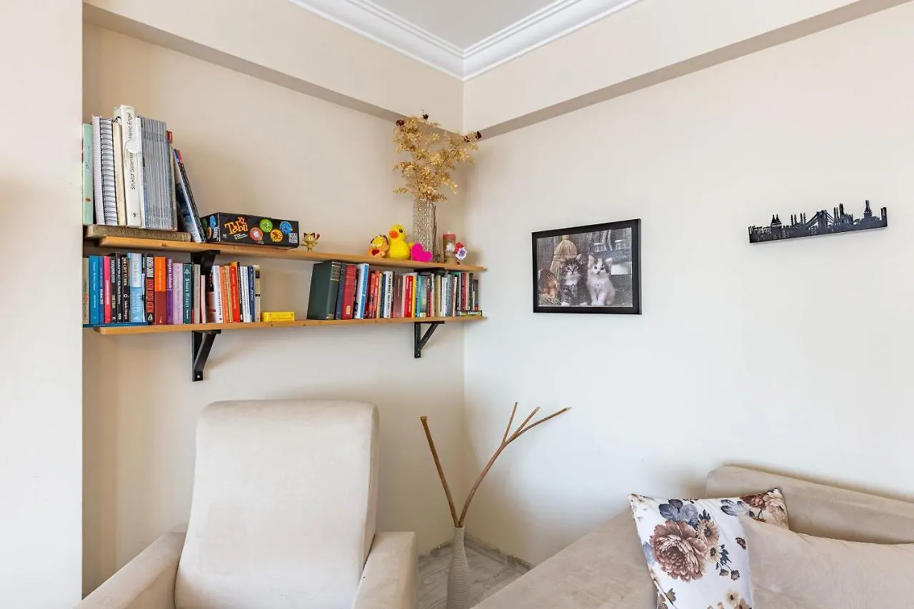 Flat With Shared Pool Near Sabiha Gokcen Airport Apartment Istanbul