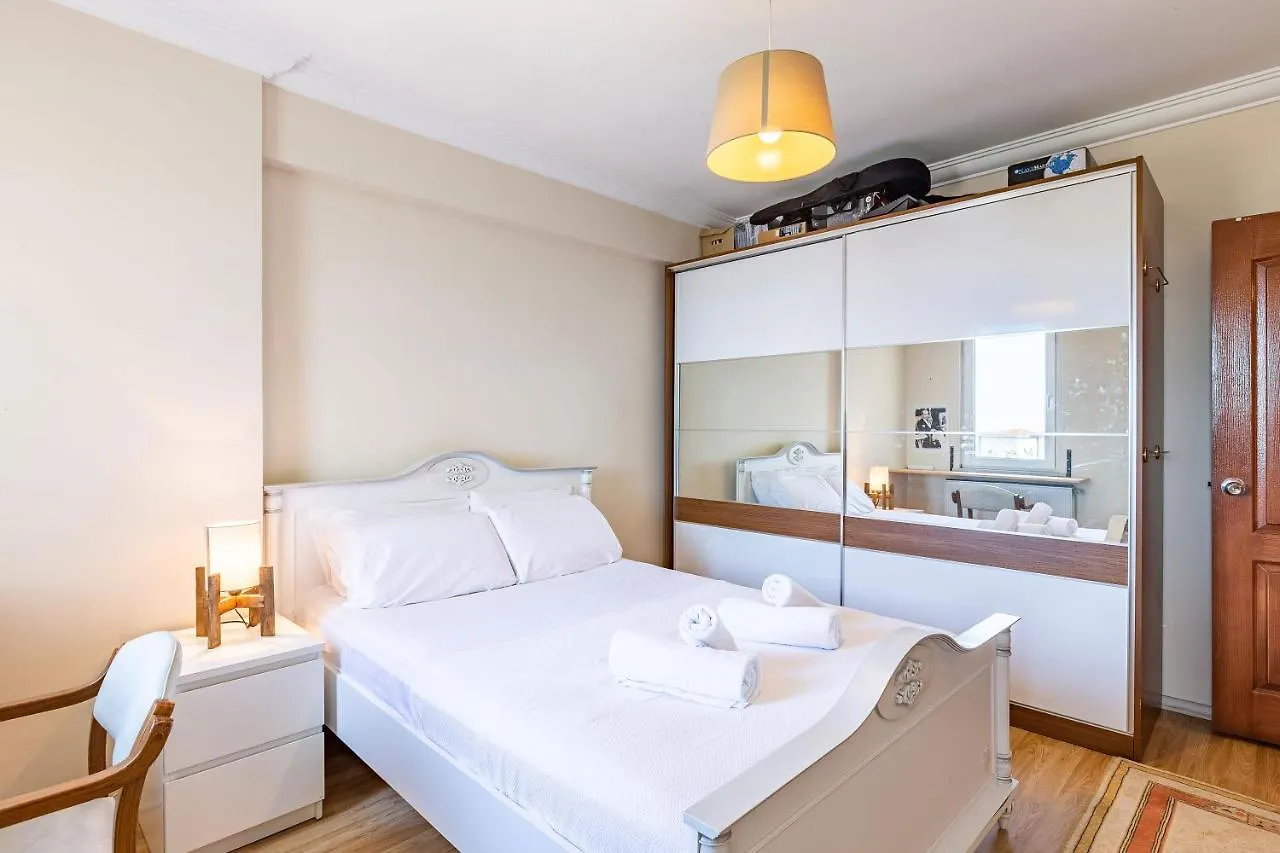 Flat With Shared Pool Near Sabiha Gokcen Airport Apartment Istanbul