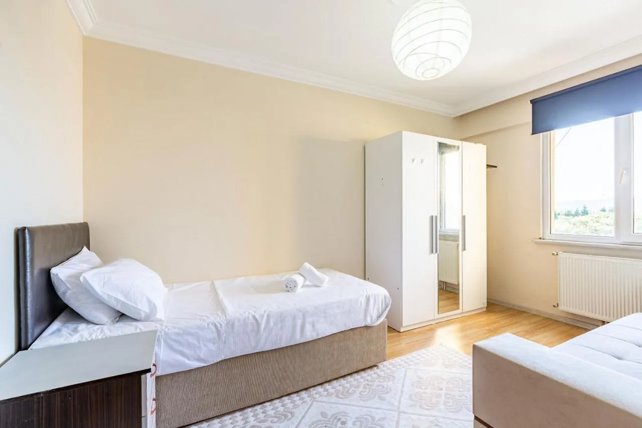 Flat With Shared Pool Near Sabiha Gokcen Airport Apartment Istanbul Turkey