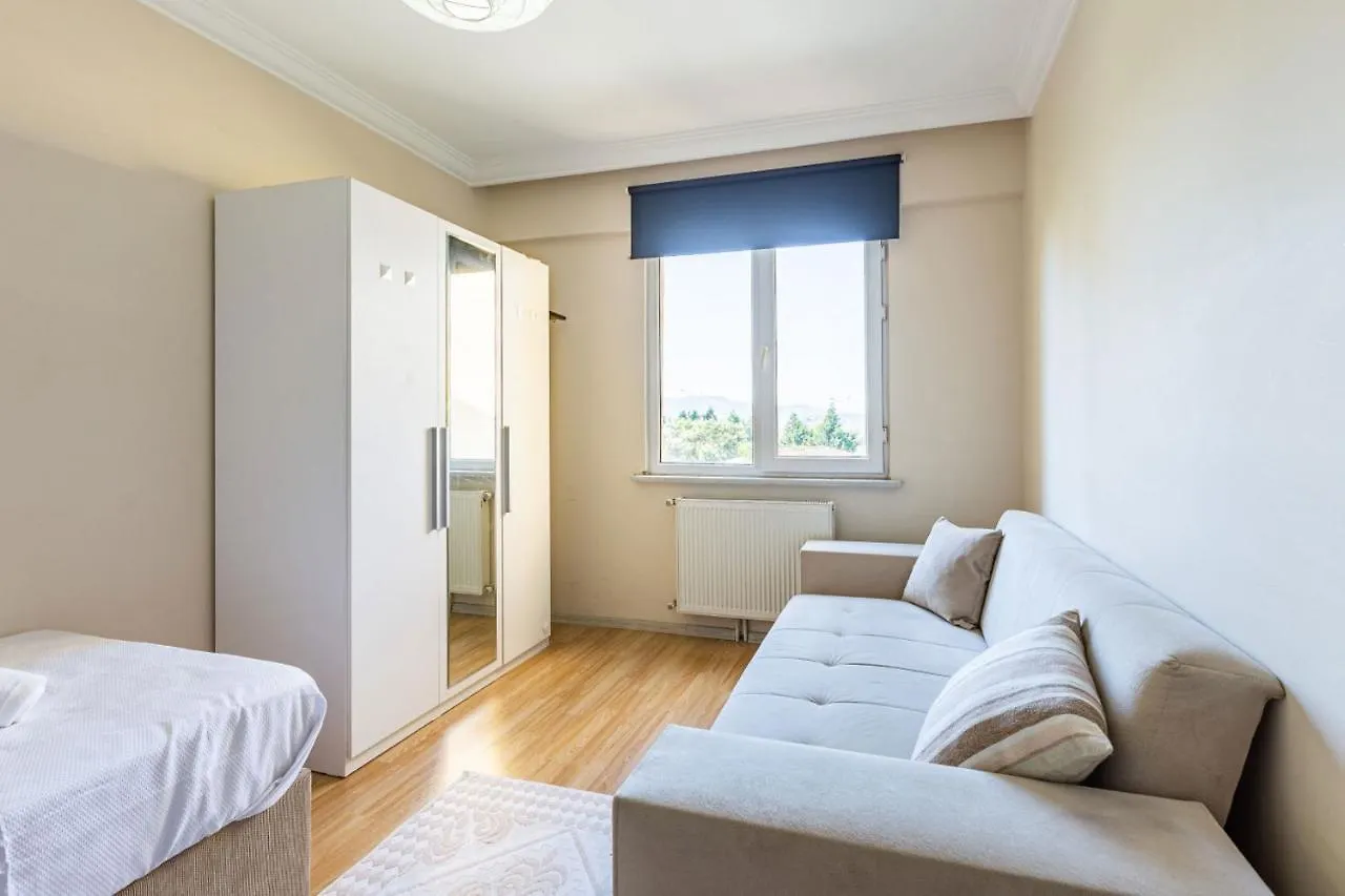 Flat With Shared Pool Near Sabiha Gokcen Airport Apartman Isztambul
